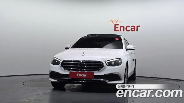 Mercedes-Benz E-Класс 2021 thumb 3