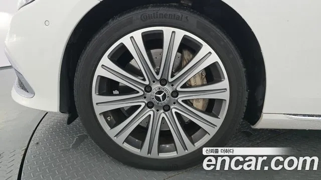 Mercedes-Benz E-Класс 2021 thumb 5