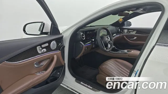 Mercedes-Benz E-Класс 2021 thumb 10