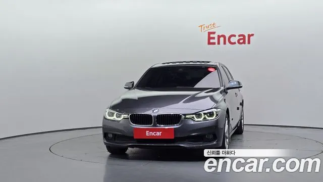 BMW 3 серии 2018 thumb 3