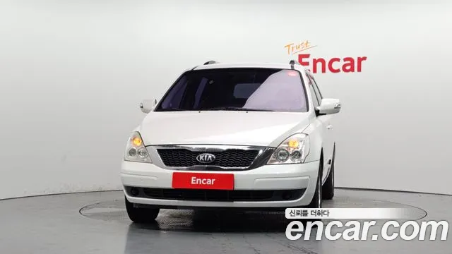 Kia Carnival 2013 thumb 3