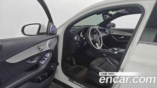 Mercedes-Benz GLC 2019 thumb 10