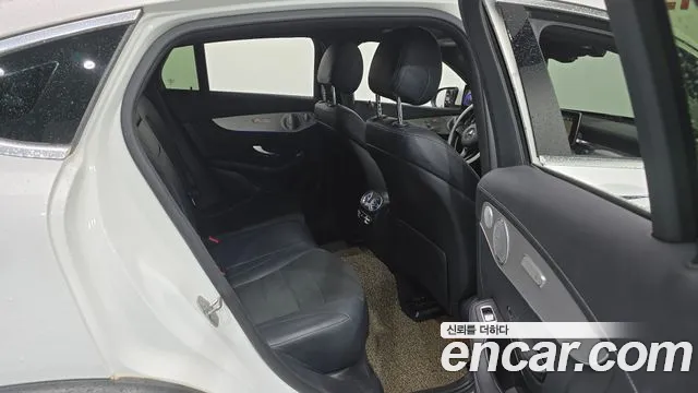 Mercedes-Benz GLC 2019 thumb 11