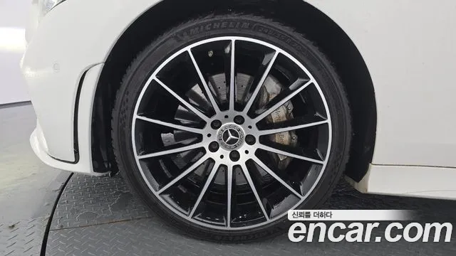 Mercedes-Benz CLS-Class 2020 thumb 5