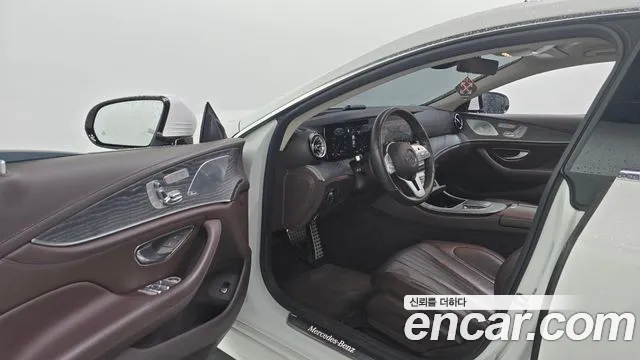 Mercedes-Benz CLS-Class 2020 thumb 10