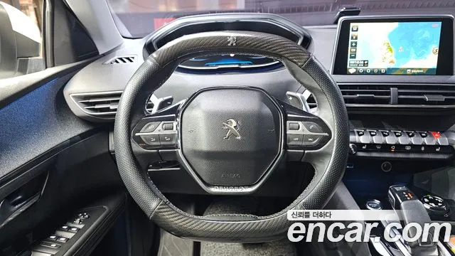 Peugeot 5008 2017 thumb 12
