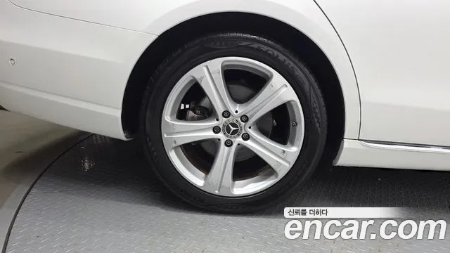 Mercedes-Benz E-Класс 2018 thumb 5