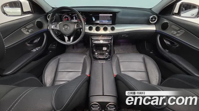 Mercedes-Benz E-Класс 2018 thumb 7