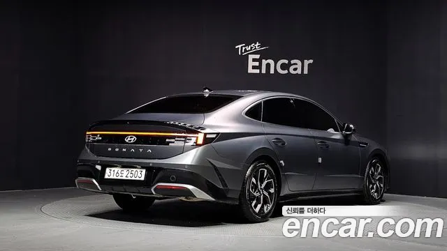 Hyundai Sonata 2024 thumb 2