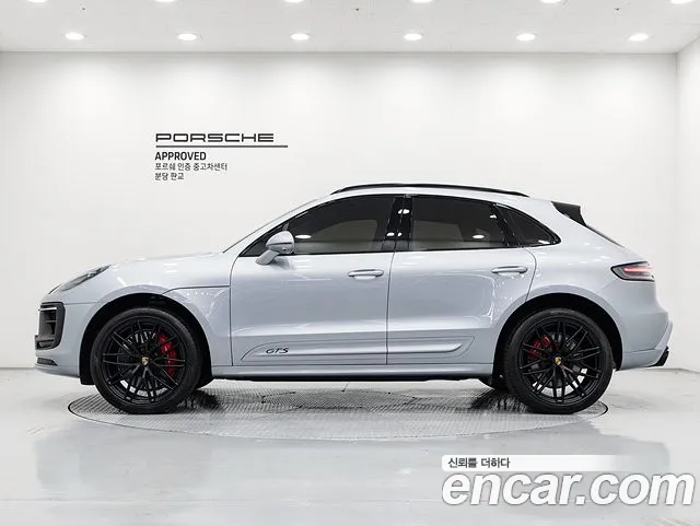 Porsche Macan 2023 thumb 6