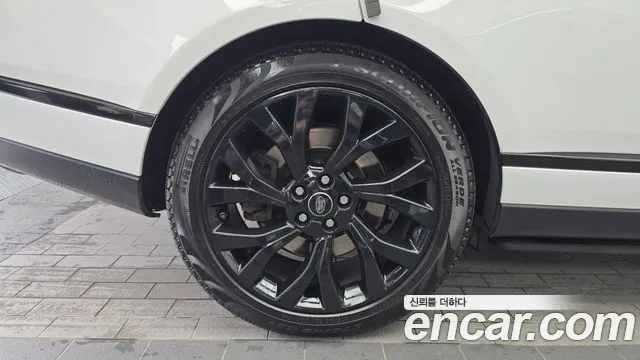 Land Rover Range Rover 2021 thumb 5