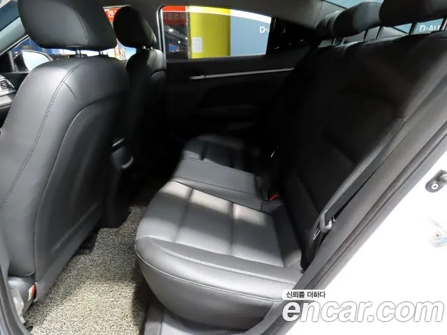 Hyundai Avante 2018 thumb 7