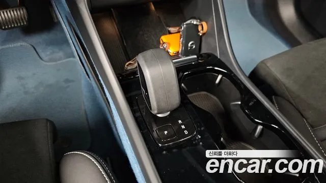 Volvo C40 2022 thumb 8
