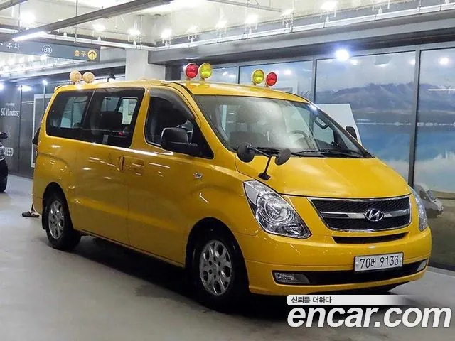 Hyundai Starex 2015 thumb 12