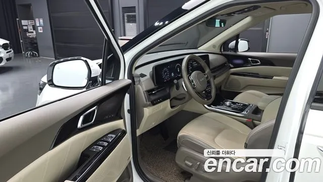 Kia Carnival 2022 thumb 10