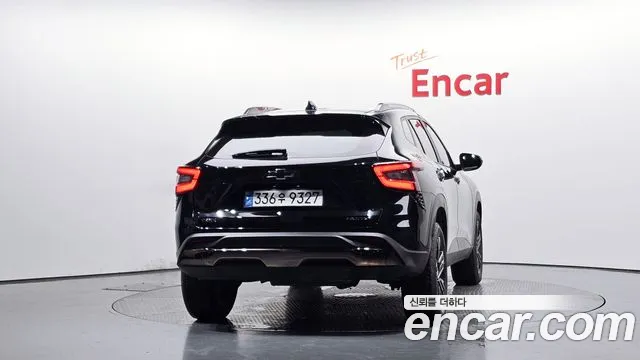 Chevrolet Tracker 2023 thumb 3