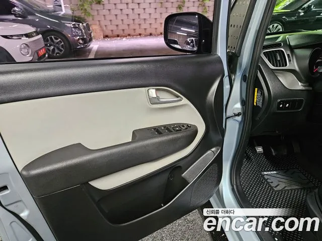 Kia Ray 2014 thumb 5