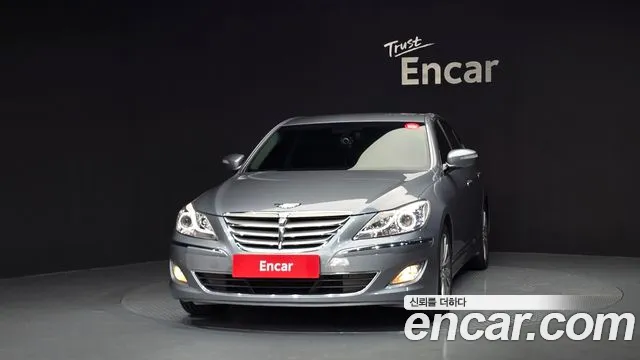 Hyundai Genesis 2013 thumb 3