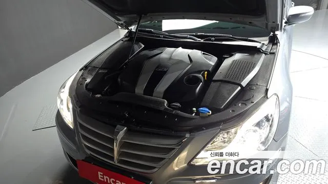 Hyundai Genesis 2013 thumb 6