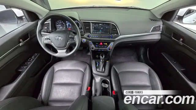 Hyundai Avante 2017 thumb 6