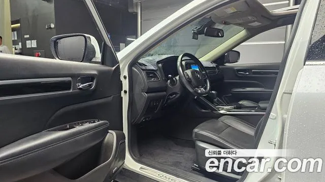 Renault Koleos 2017 thumb 10