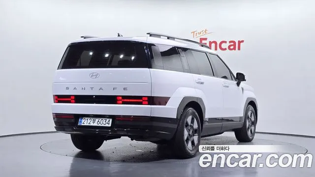 Hyundai Santa Fe 2024 thumb 2