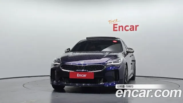 Kia Stinger 2020 thumb 3