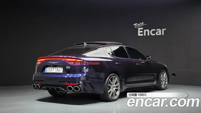 Kia Stinger 2021 thumb 2