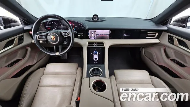 Porsche Taycan 2021 thumb 7