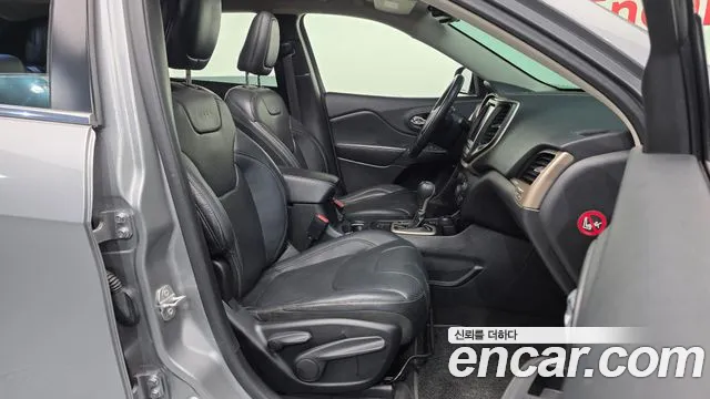 Jeep Cherokee 2016 thumb 11