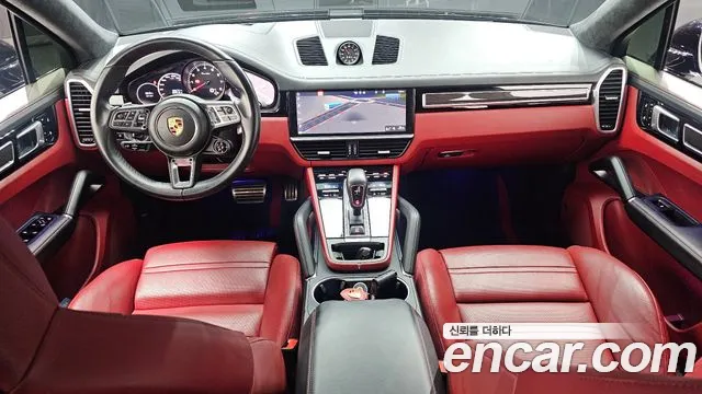 Porsche Cayenne 2020 thumb 6