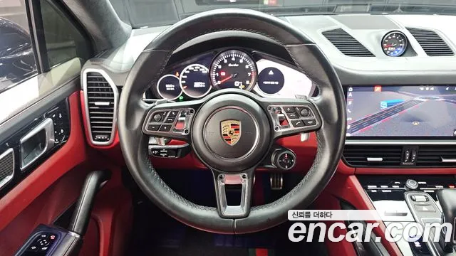 Porsche Cayenne 2020 thumb 12