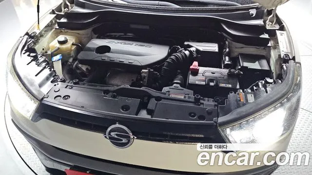KG_Mobility_Ssangyong TIBOLI 2016 thumb 6