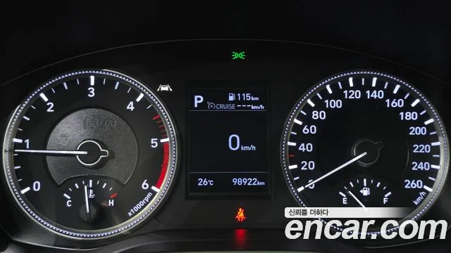 Hyundai Santa Fe 2018 thumb 8