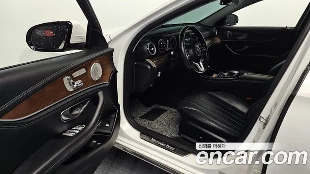 Mercedes-Benz E-Класс 2020 thumb 10