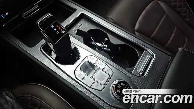 KG_Mobility_Ssangyong Rexton 2022 thumb 9