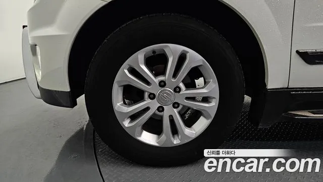 KG_Mobility_Ssangyong KORANDO 2016 thumb 5