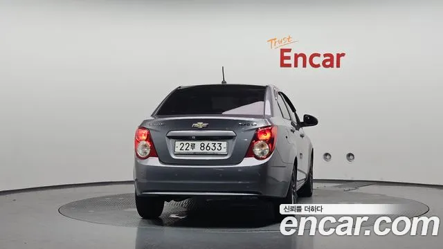 Chevrolet Aveo 2011 thumb 4