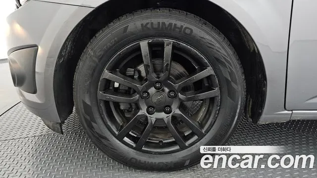 Chevrolet Aveo 2011 thumb 5