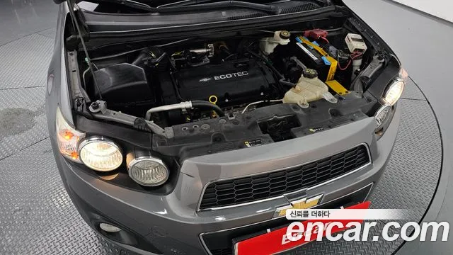 Chevrolet Aveo 2011 thumb 6