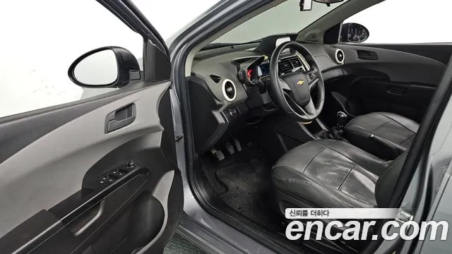 Chevrolet Aveo 2011 thumb 11