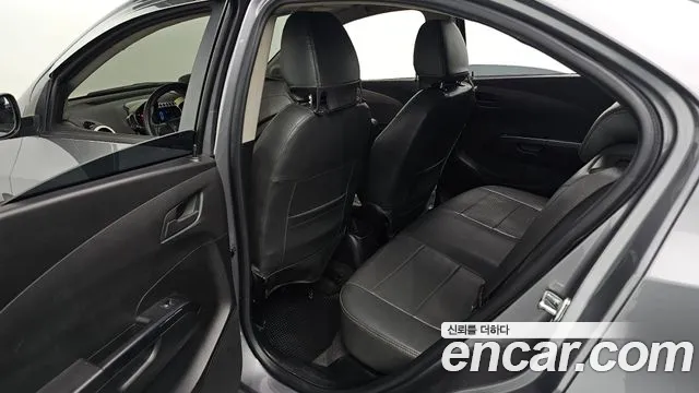 Chevrolet Aveo 2011 thumb 12