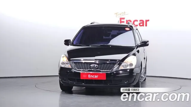 Kia Carnival 2012 thumb 3