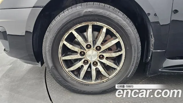 Kia Carnival 2012 thumb 5
