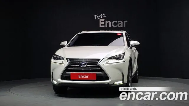 Lexus NX 2017 thumb 3
