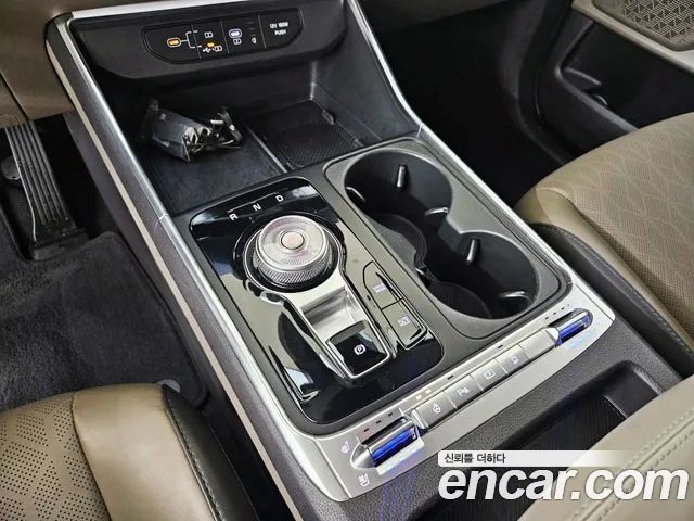 Kia Carnival 2024 thumb 9