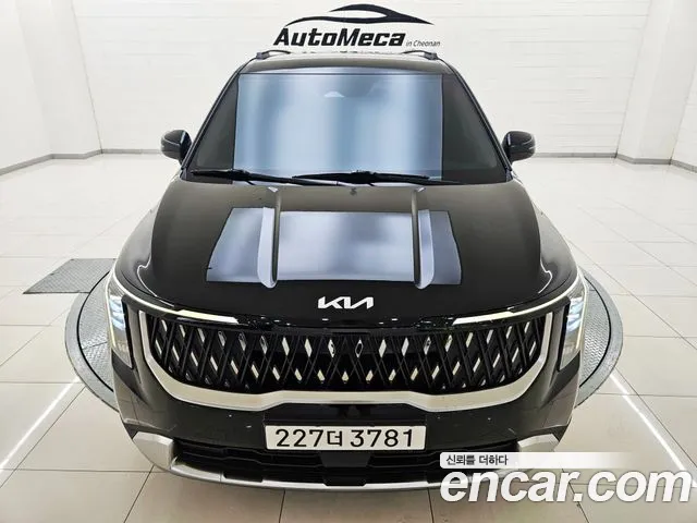 Kia Carnival 2024 thumb 11