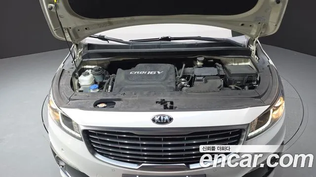 Kia Carnival 2017 thumb 6