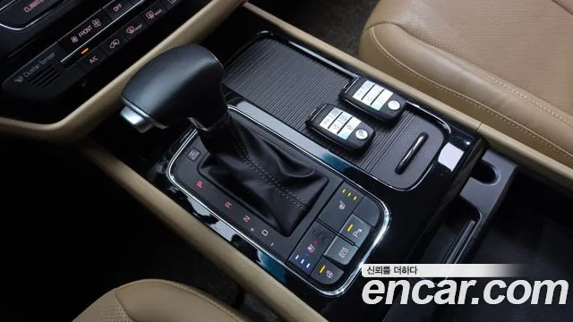 Kia Carnival 2017 thumb 9