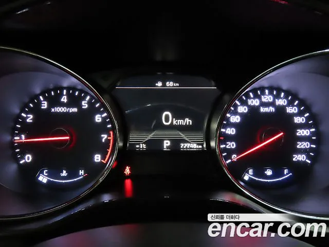 Kia Carnival 2018 thumb 10